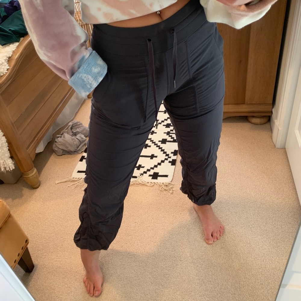 Lululemon grove pants